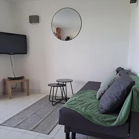 Sopraland 514, T2 Renove Avec Piscine Pour 4 Personnes * אגדה