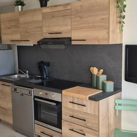 Sopraland 514, T2 Renove Avec Piscine Pour 4 Personnes דירה