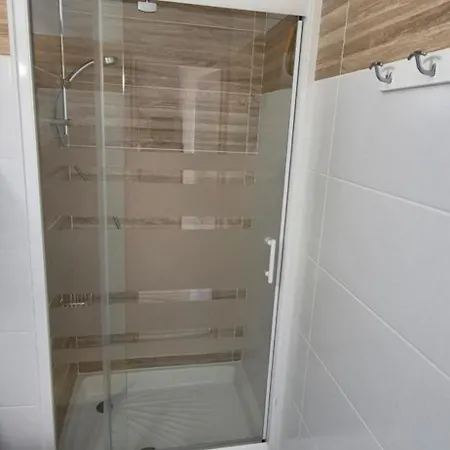 Sopraland 514, T2 Renove Avec Piscine Pour 4 Personnes