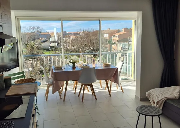 Sopraland 514, T2 Pour 5 Pers, Piscine, Petite Vue Apartman Agde